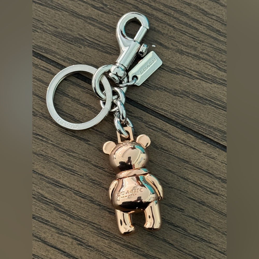 NWT Coach Rose Gold Bear Keychain - Picture 2 of 6